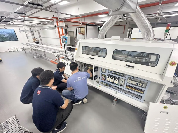 I.C.T Hỗ trợ đ&agrave;o tạo kỹ sư v&agrave; lắp đặt tại chỗ